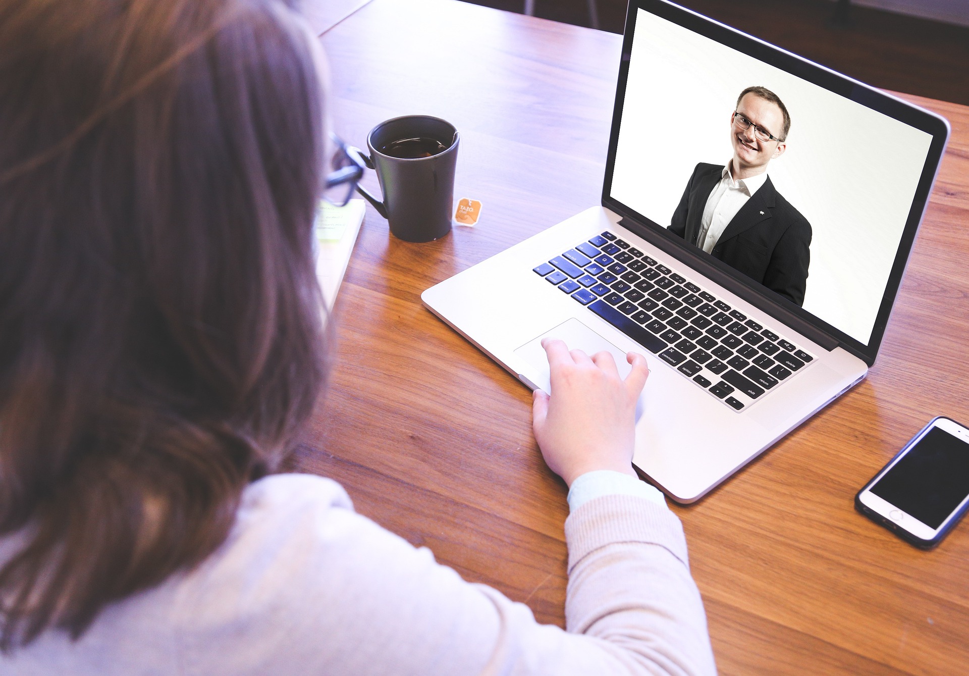 remote, online meeting between employer and employee
